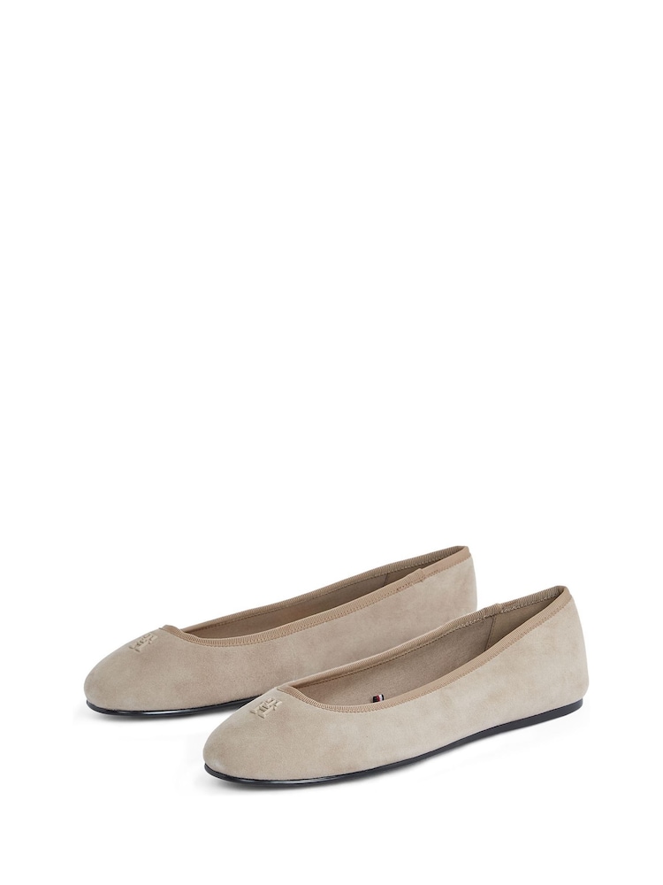Tommy Hilfiger Tan Suede Ballerinas With Hardware - Image 4 of 6