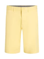 Tommy Hilfiger Yellow Regular Fit 1985 Harlem Stretch Shorts - Image 5 of 6