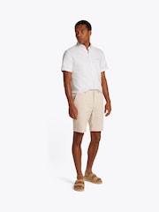 Tommy Hilfiger Natural Regular Fit 1985 Harlem Stretch Shorts - Image 2 of 7