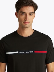 Черный - Футболка Tommy Hilfiger Regular Fit из 100% хлопка с логотипом на панели - Image 4 of 6