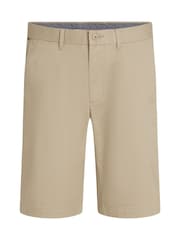 Tommy Hilfiger Cream Regular Fit 1985 Harlem Stretch Shorts - Image 5 of 6