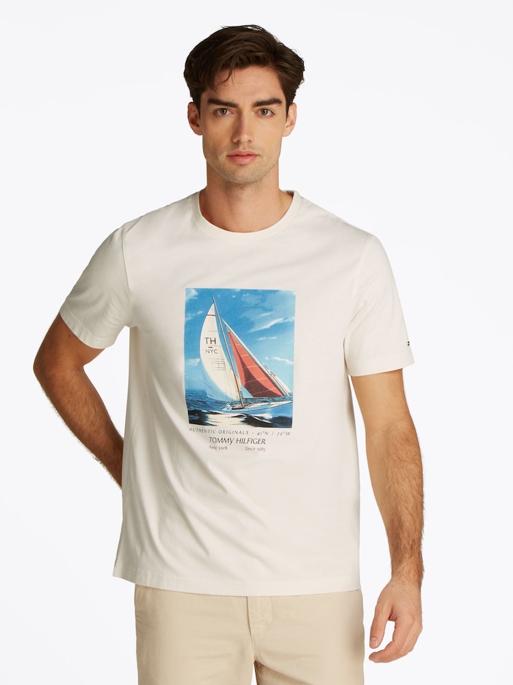 Camiseta Tommy Hilfiger Print fotográfica colorida 100% algodão - Imagem 1 de 6