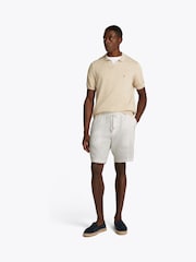 Tommy Hilfiger White Harlem Drawstring Linen Shorts - Image 2 of 6