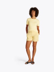 Желтый - Tommy Hilfiger Slim Crew Neck Short Sleeve 100% Cotton T-Shirt - Image 2 of 6