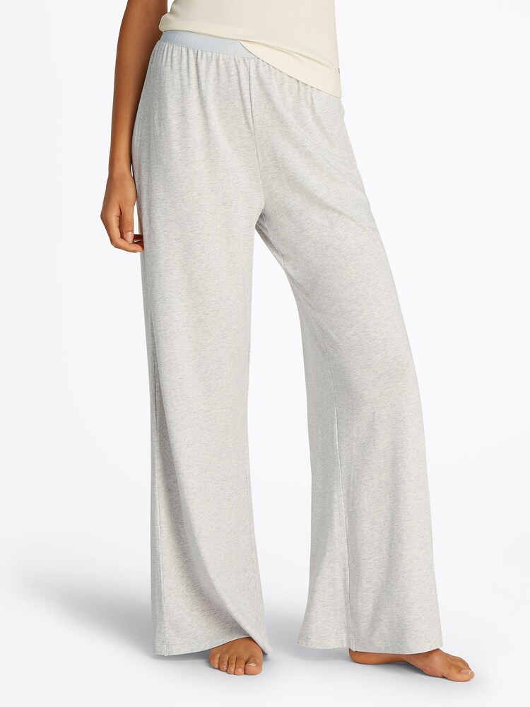 Tommy Hilfiger Grey Pyjama Trousers - Image 2 of 4 Tommy Hilfiger Grey Pyjama Trousers - Image 2 of 4
