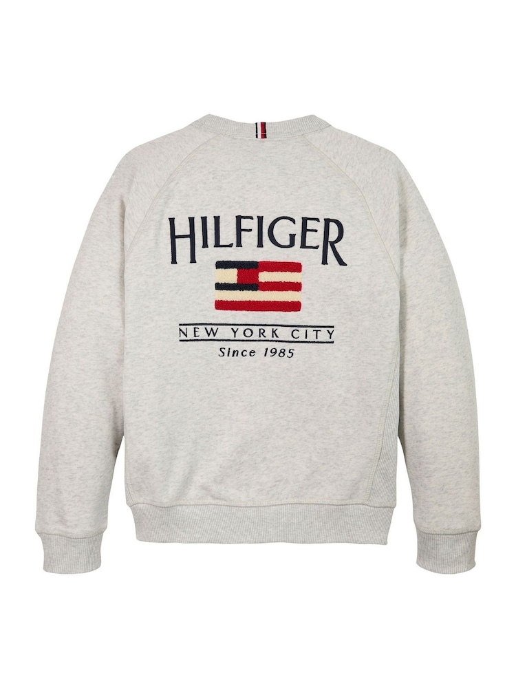 Tommy Hilfiger White Relaxed Flag Sweatshirt - Image 5 of 5