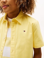 Tommy Hilfiger, חולצת אוקספורד סטרץ' עם שרוולים קצרים - תמונה 3 מתוך 6