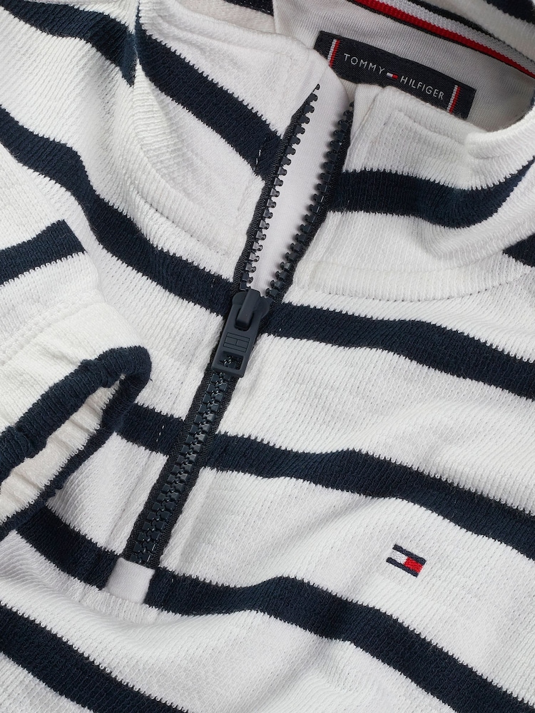 Tommy Hilfiger črtast; progast Half Z zgornji del trenirke; majica za trening - Slika 6 iz 6 Tommy Hilfiger črtast; progast Half Z zgornji del trenirke; majica za trening - Slika 6 iz 6