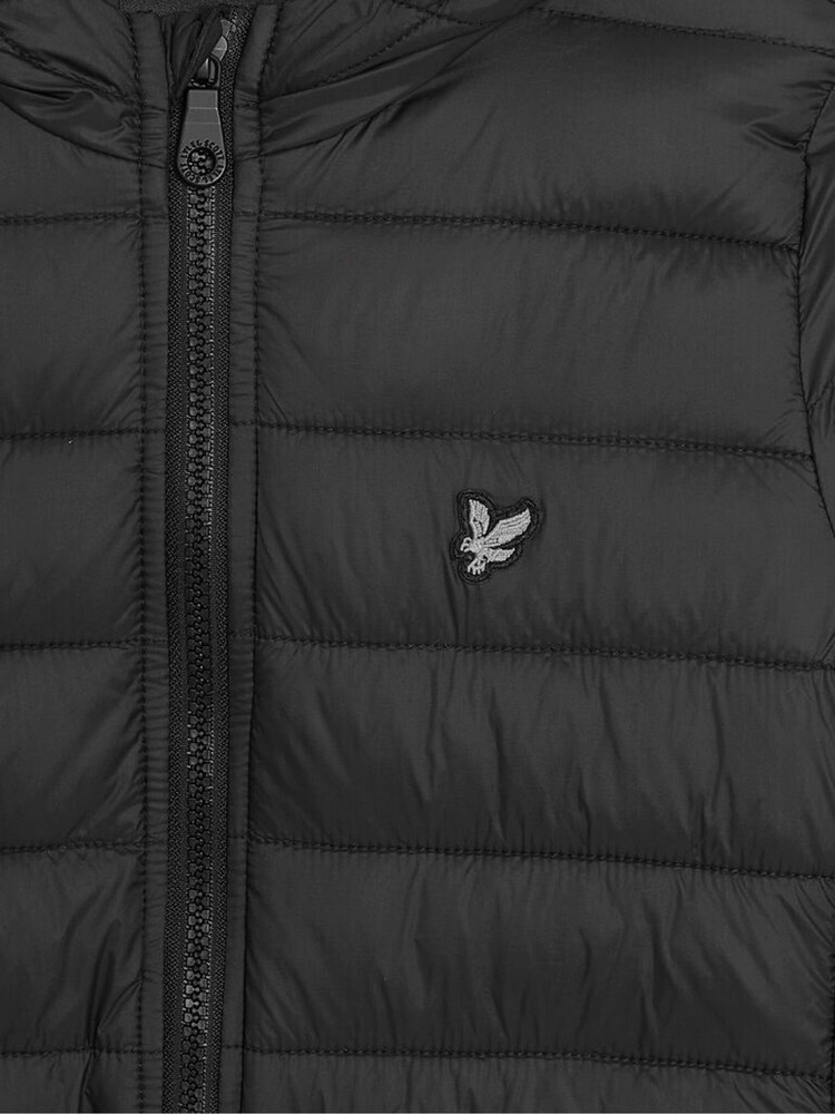 Lehká prošívaná chlapecká bunda Lyle & Scott - Obrázek 7 z 7 Lehká prošívaná chlapecká bunda Lyle & Scott - Obrázek 7 z 7