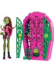 Monster High Skulltimate Secrets™ Venus® Doll - Image 1 of 6