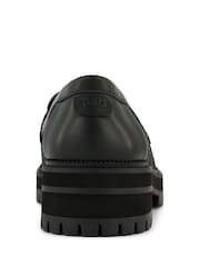 TOMS Cara Loafers in Black Woven PU with Tassel - Imagen 7 de 9