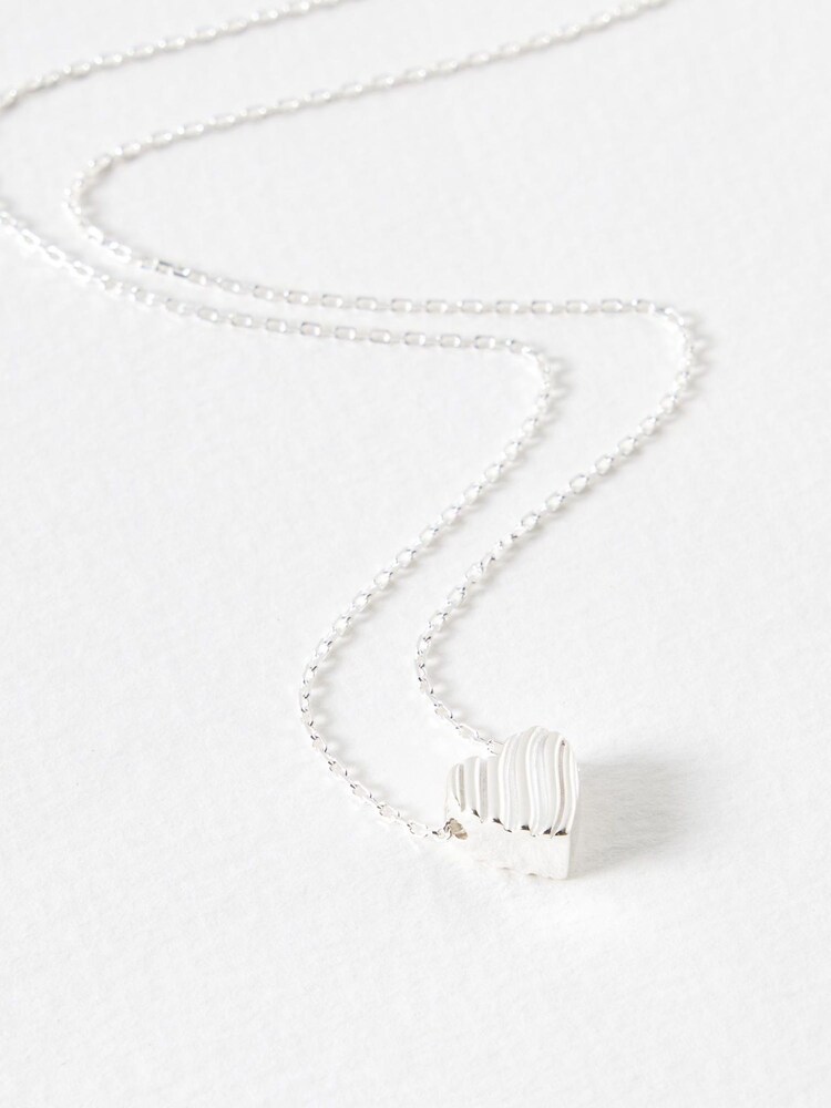 Oliver Bonas Silver Tone Veda Wavy Lines Sterling Heart Pendant Necklace - Image 1 of 1