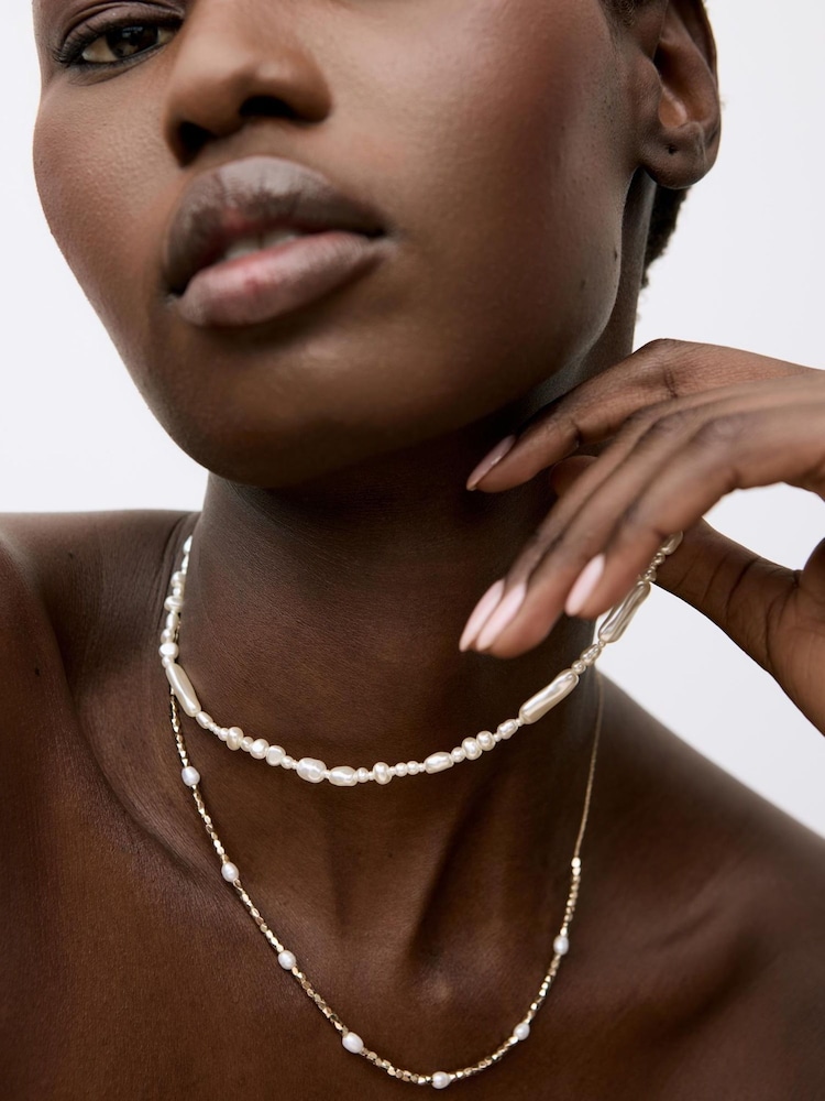 Oliver Bonas White Felicity Double Row Layered Pearl Necklace - Image 4 of 4