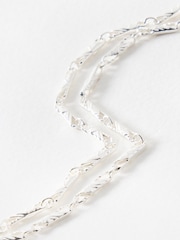 Oliver Bonas Silver Tone Elin Textured Bars Chain Necklace - Image 2 of 3