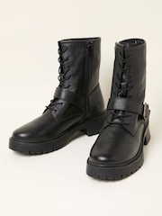 FATFACE – Schnürstiefel mit Schnalle - Bild 6 von 6