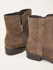 FatFace August Tan Brown Ankle Boot - Image 3 of 3