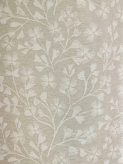 Catherine Lansfield Brooke Floral Print Lined Eyelet Curtains - Imagem 3 de 4