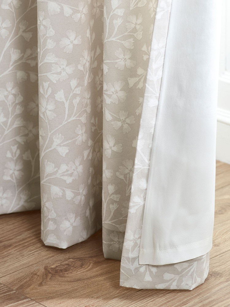 Catherine Lansfield Brooke Floral Print Lined Eyelet Curtains - Imagem 4 de 4