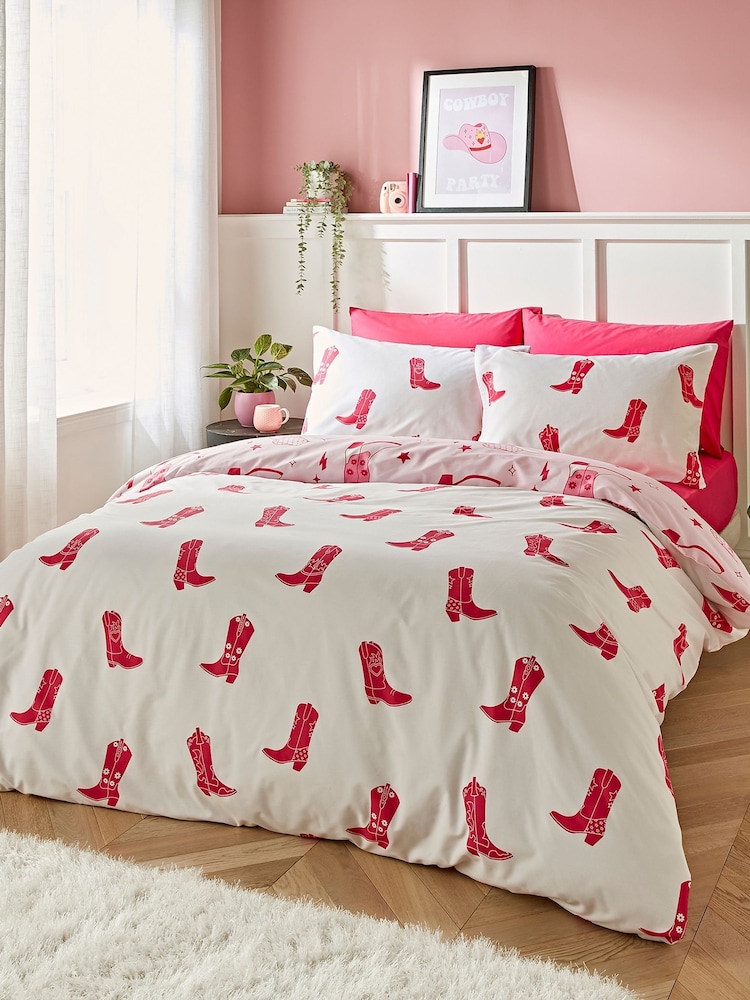 Sassy B Pink Cowgirl Boots Reversible Duvet Cover Set - Image 2 of 4 Sassy B Pink Cowgirl Boots Reversible Duvet Cover Set - Image 2 of 4