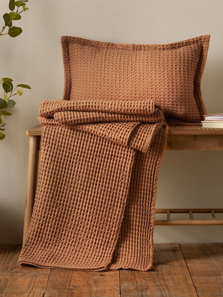 Pineapple Elephant Caramel Jaipur Chunky Waffle Cotton Throw - Image 3 of 5