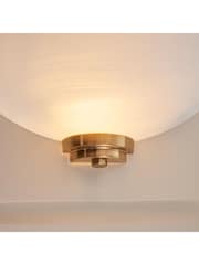 Gallery Home Brass Welles Wall Light - Image 4 of 7