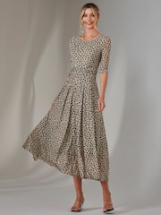 Jolie Moi Green Bella Print 3/4 Sleeve Mesh Maxi Dress - Image 4 of 6