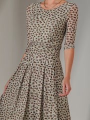 Jolie Moi Green Bella Print 3/4 Sleeve Mesh Maxi Dress - Image 6 of 6