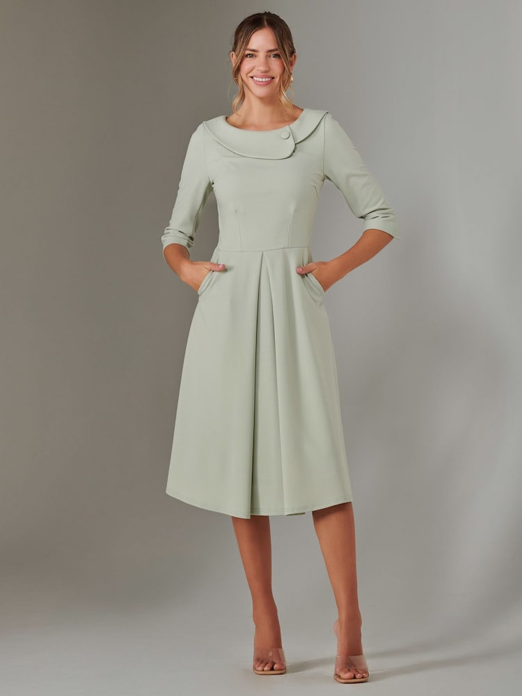 Verde - Vestido midi con mangas a 3/4 Sloan de Jolie Moi - Imagen 6 de 6 Verde - Vestido midi con mangas a 3/4 Sloan de Jolie Moi - Imagen 6 de 6