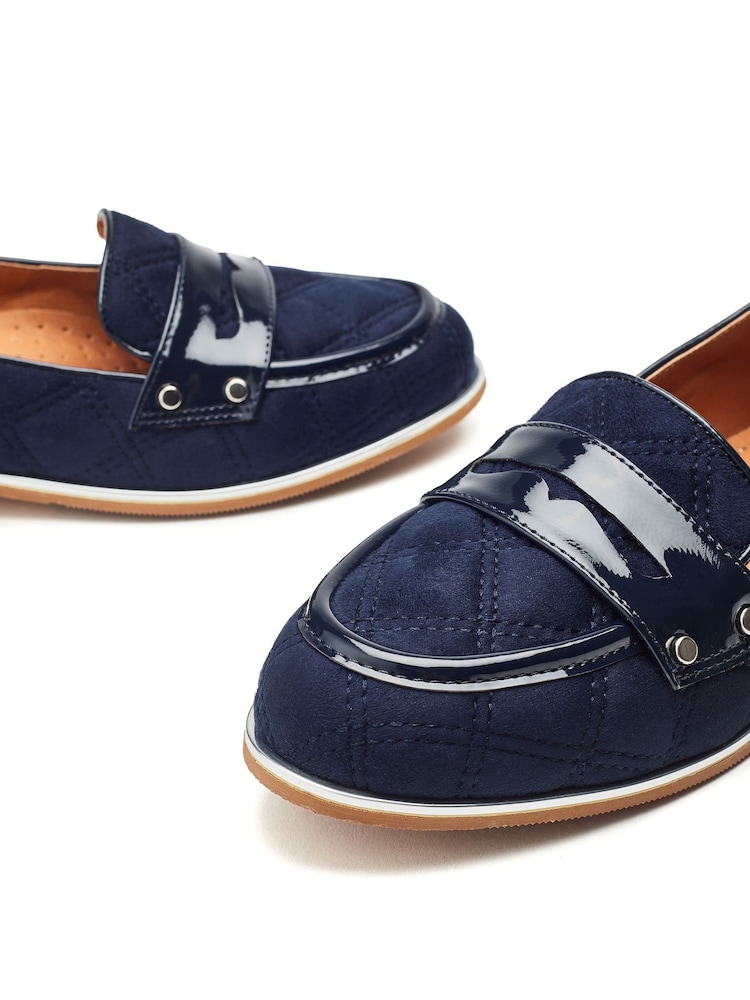 Moda in Pelle Animal Fiorela Quilted Smart Comfort Loafers With Saddle Detail - Image 4 of 4