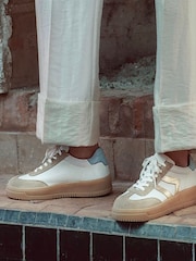 Bela - Moda in Pelle Bramble Stylish Angled Panel Leather White Trainers - Slika 1 iz 4