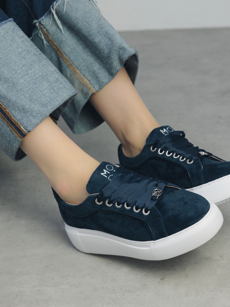 modra - Moda in Pelle Bellis Scallop Detail Lace-Up Wedge Trainers - Slika 1 iz 4