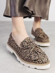 Moda in Pelle Eves Twisted Feature Comfort Loafers - Image 1 of 4