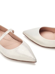 Naravni - Moda in Pelle cvet mary jane comfort čevlji s plosko peto/brez pete s koničastim toe in bisernim detajlom čevlji - Slika 5 iz 5