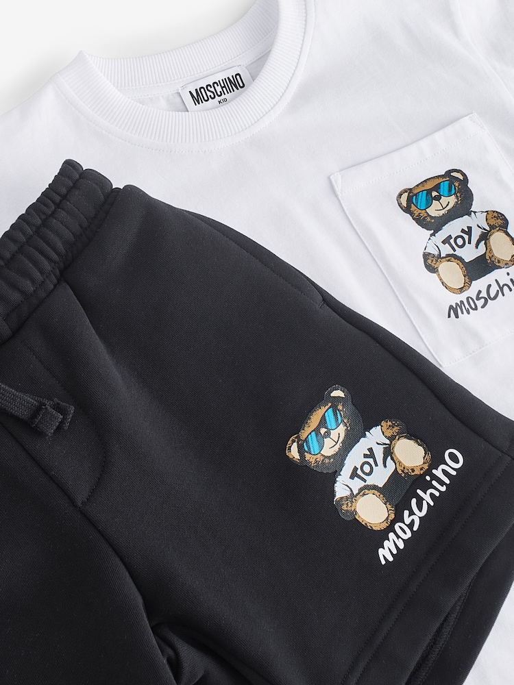Moschino White Logo T-Shirt and Shorts Set - Image 5 of 5