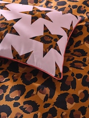 Eleanor Bowmer Pink Leopard Stars Print 180 Thread Count Duvet Cover and Pillowcase Set - Image 5 of 6