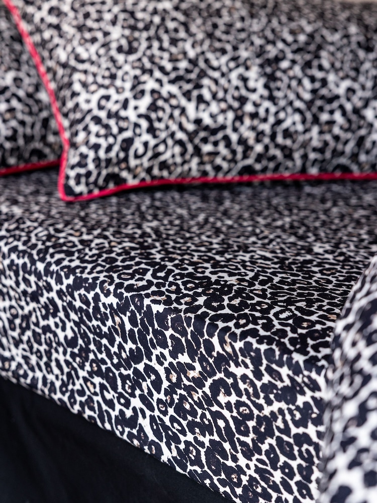 Rockett St George Snow Leopard 180 Thread Count Fitted Sheet - Image 1 of 4