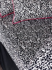 Rockett St George Snow Leopard 180 Thread Count Fitted Sheet - Image 3 of 4