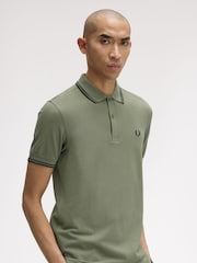 Fred Perry Green Tipped Polo Shirt - Image 3 of 6