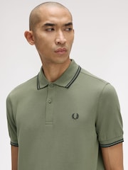 Fred Perry Green Tipped Polo Shirt - Image 5 of 6