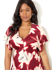 Live Unlimited Red Petite Curve Floral V-Neck Maxi Dress - Image 3 of 4