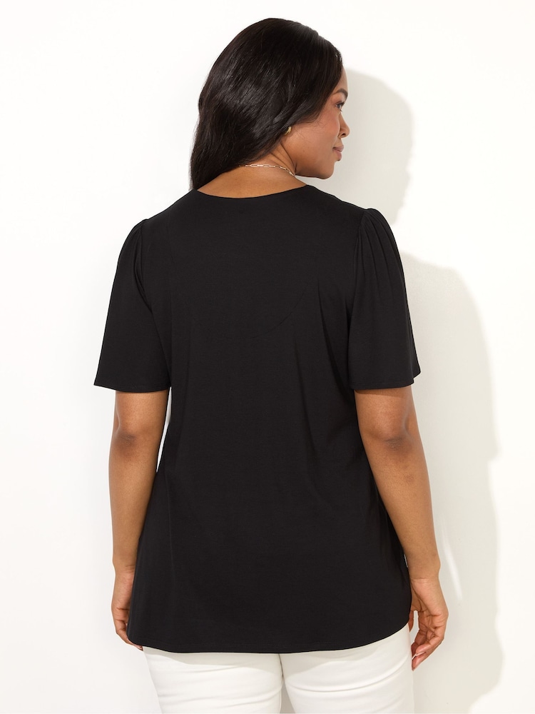 Live Unlimited Black Curve Print Pleat Front Flutter Sleeve Top - Image 2 of 3