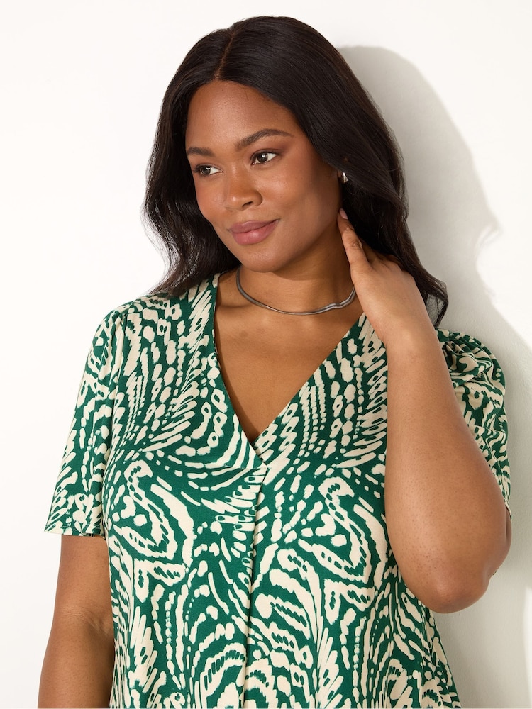 Live Unlimited Green Curve Mono Print Pleat Front Flutter Sleeve Top - Image 2 of 3