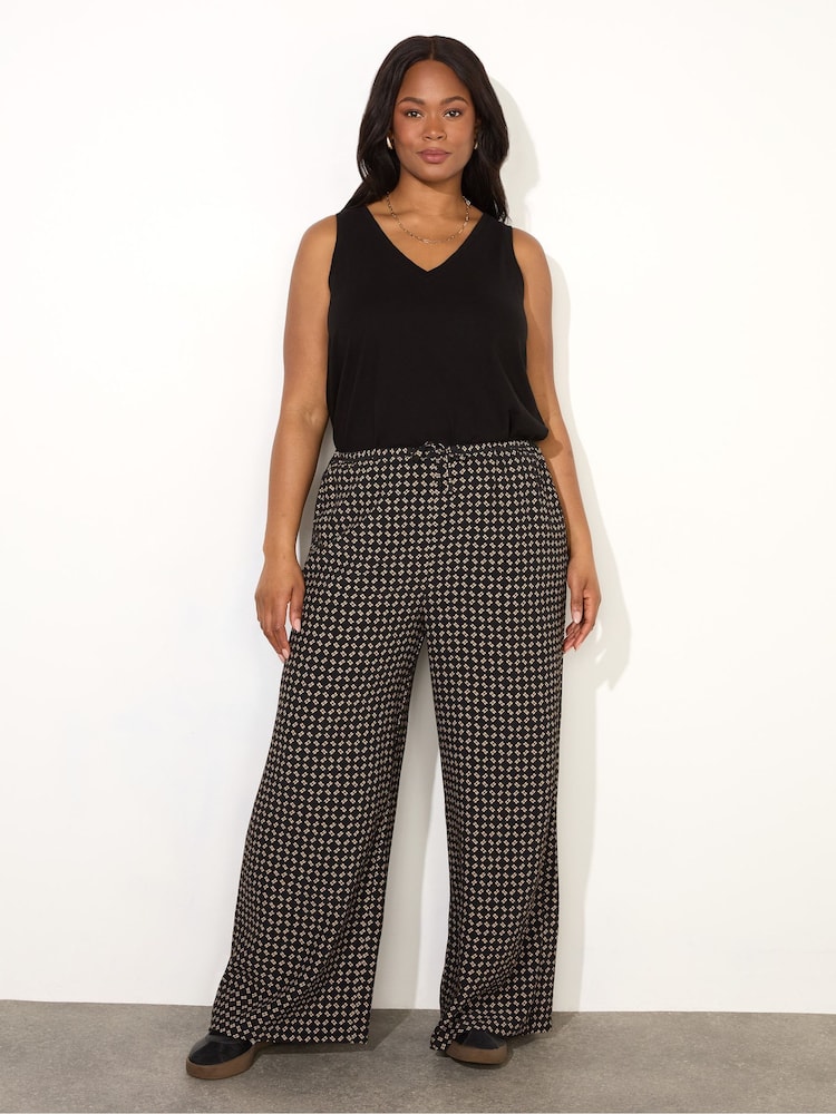 Live Unlimited Black Curve Geo Print Drawstring Trousers - Image 2 of 4