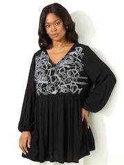 Live Unlimited Black Petite Curve Embroidered Viscose Crinkle Tunic - Image 1 of 3
