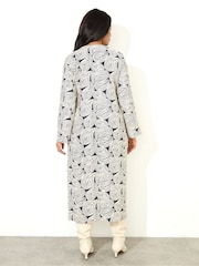 Live Unlimited White Curve Paisley Tie Front Midi Dress - Image 3 of 4