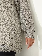 Live Unlimited Black/white Curve Ditsy Smocked Tunic - Image 4 of 5