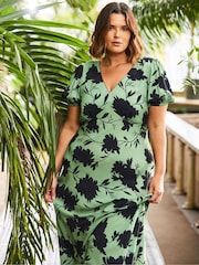 Live Unlimited Green Curve Floral Print Twist Front Dress - Image 4 of 5