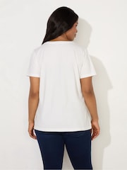 Blanco - Camiseta de algodón flameado con cuello de pico en talla curva de Live Unlimited 100% - Imagen 2 de 3