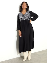 Live Unlimited Black Petite Curve Embroidered Viscose Crinkle Dress - Image 1 of 4