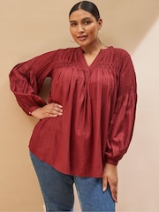 Live Unlimited Curve Oxblood Pintuck Blouse - Imagen 3 de 4